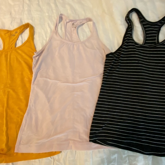 GAP Soft Racerback Tanks - Picture 3 of 6